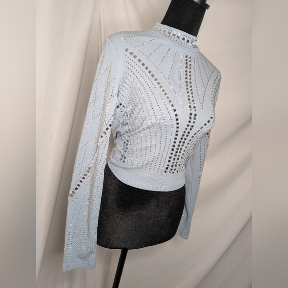 Lizette Collection Embellished Crop Top - Picture 4 of 8